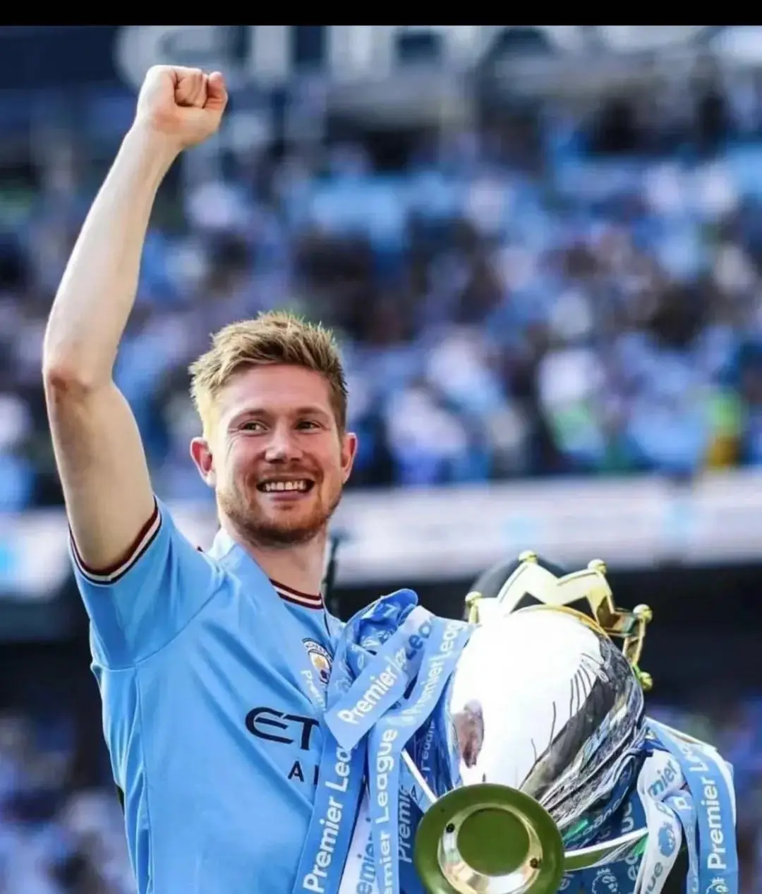 开云-德布劳内重返赛场，反败为胜首场状态出色，拜仁观众沸腾！